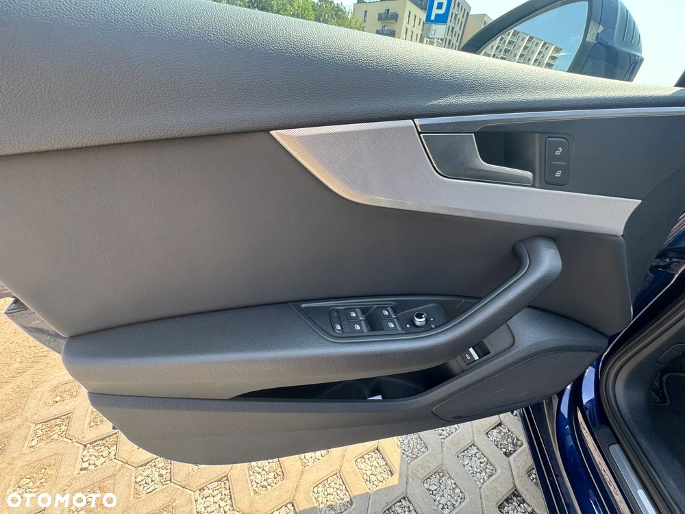 Audi A4 Limousine 35 TFSI mHEV Advanced S tronic - 33