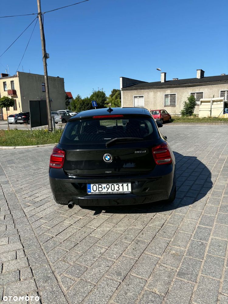 BMW Seria 1 116d EfficientDynamics - 6