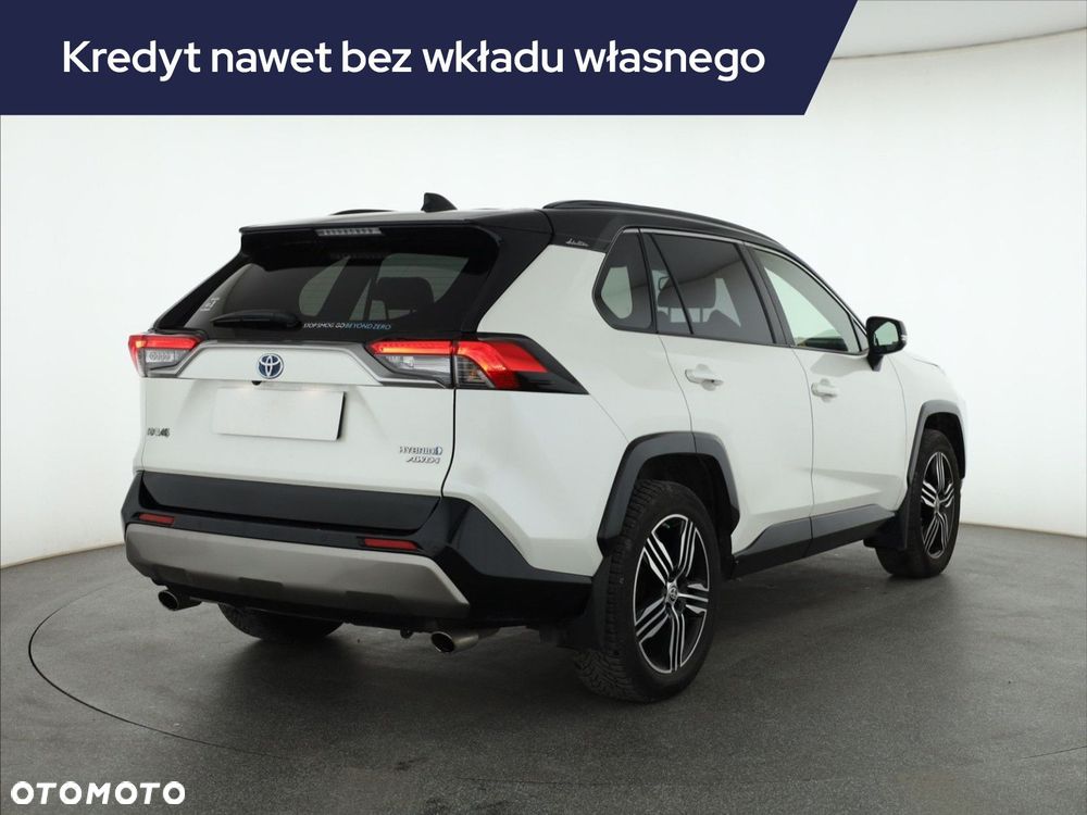 Toyota RAV4 - 6