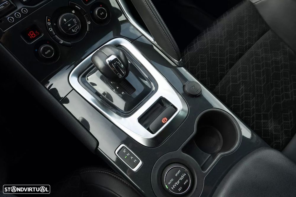 Peugeot 3008 2.0 HDi Hybrid4 - 31