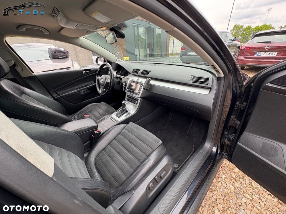 Volkswagen Passat Variant 2.0 TDI 4Motion DPF DSG Highline - 18