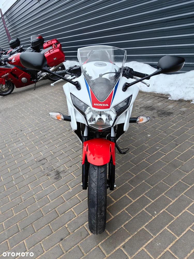 Honda CBR - 26