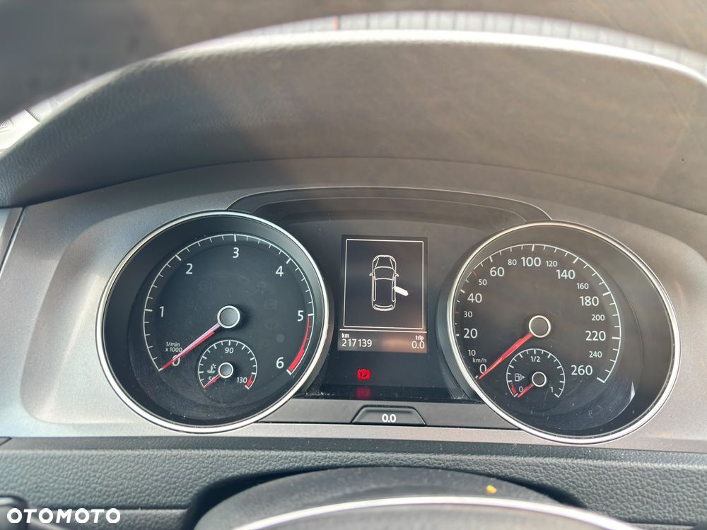 Volkswagen Golf 1.6 TDI SCR IQ.DRIVE - 17