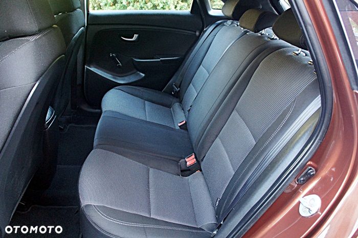 Hyundai i30 - 23