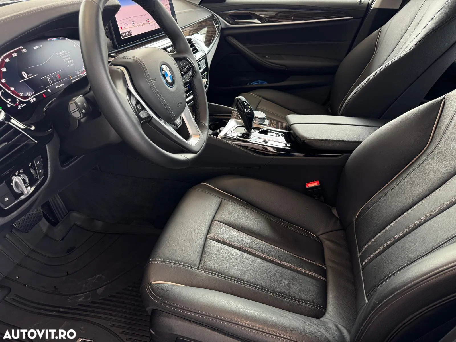 BMW Seria 5 530e xDrive Aut. Luxury Line - 14
