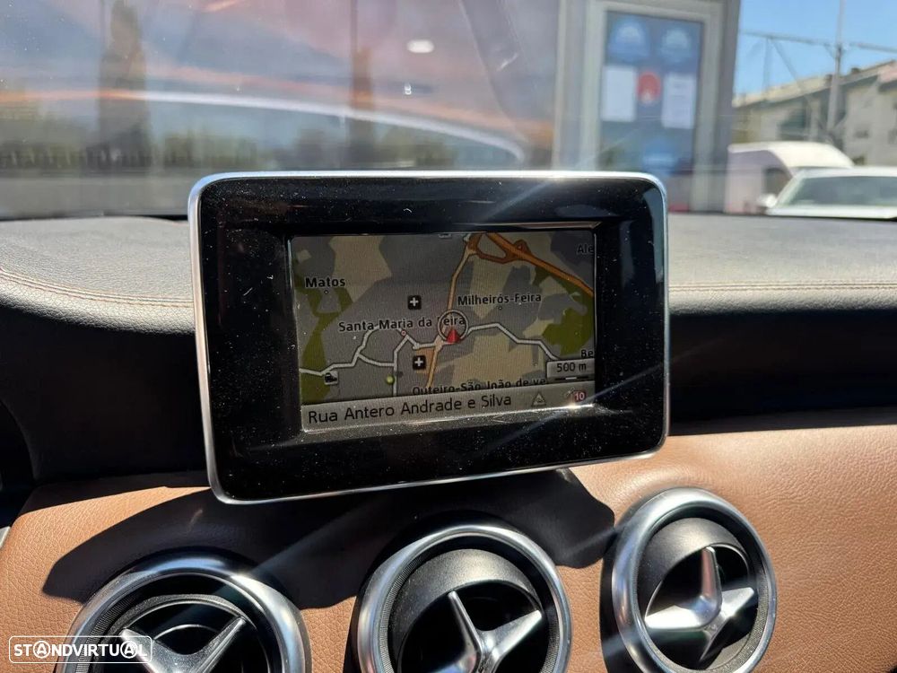 Mercedes-Benz A 220 - 38