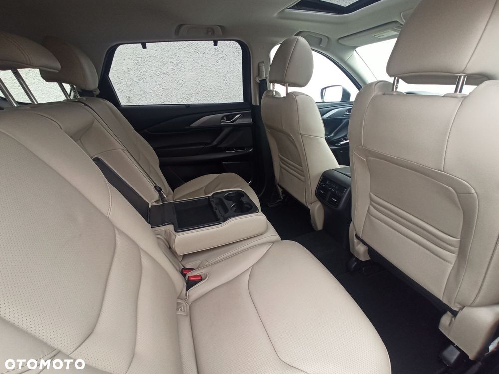 Mazda CX-9 - 11