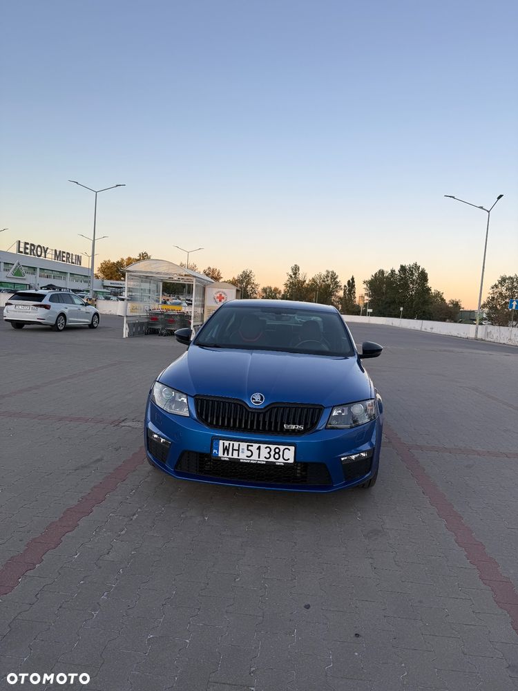 Skoda Octavia 2.0 TSI RS DSG - 4