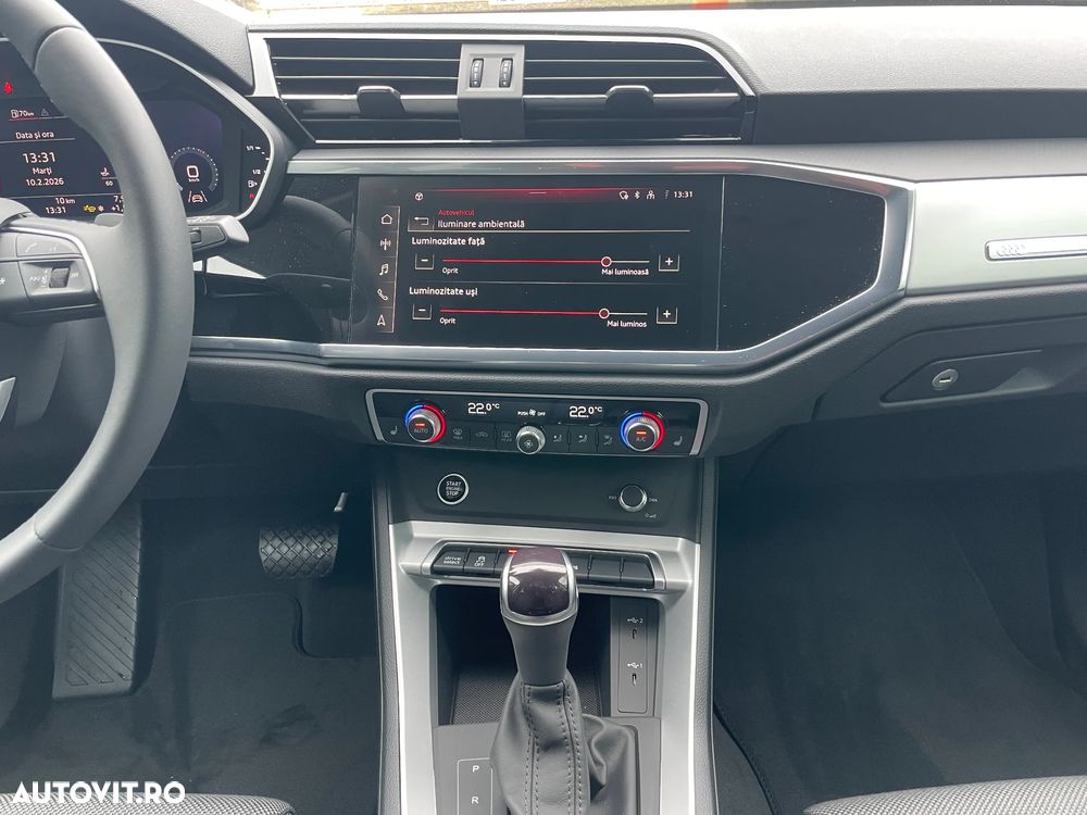 Audi Q3 2.0 35 TDI S tronic Basic - 23