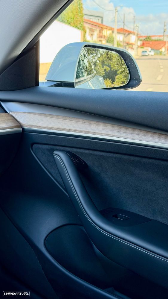 Tesla Model 3 Long Range Tração Integral — fotografia 15