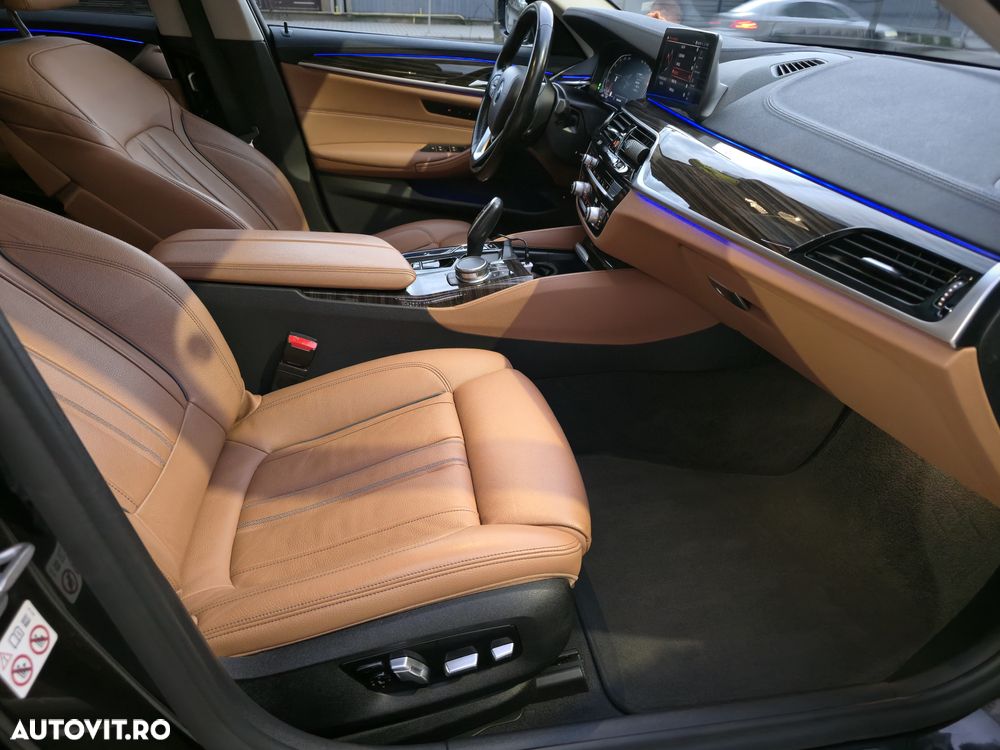 BMW Seria 5 520d xDrive Touring Aut. Luxury Line - 9