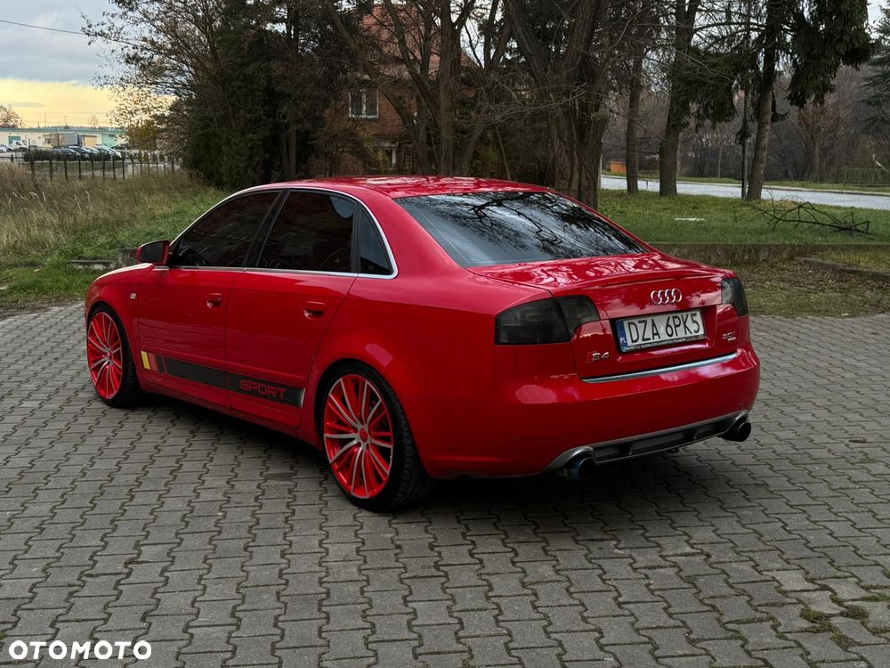 Audi A4 Limousine 2.0T FSI Quattro - 3