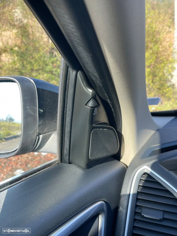 Volvo XC 60 2.0 D4 Momentum - 11