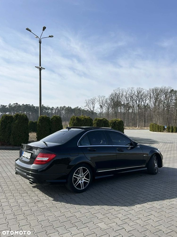 Mercedes-Benz Klasa C 220 CDI 4Matic 7G-TRONIC Avantgarde - 30