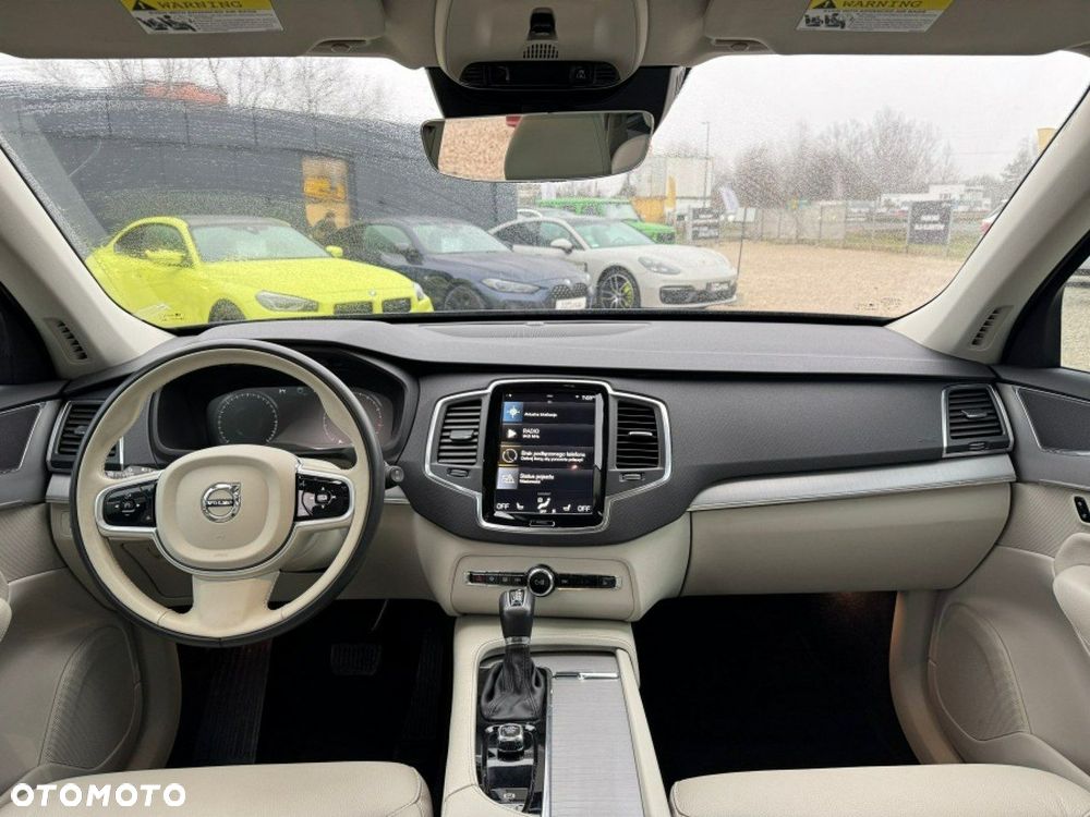 Volvo XC 90 - 12