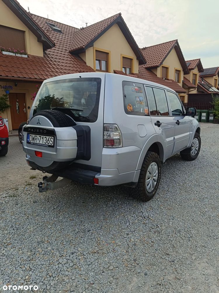 Mitsubishi Pajero 3.2 DI-D Invite - 23