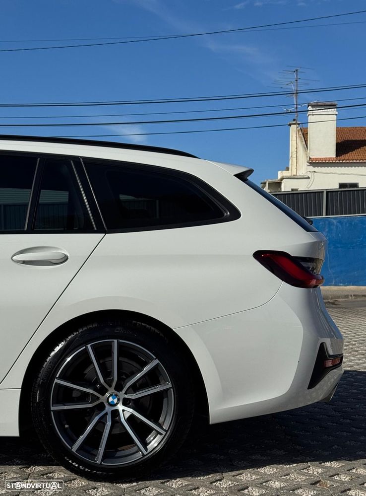 BMW 320 d Auto - 12