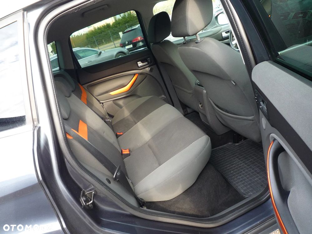 Ford Kuga 2.5 Trend - 25