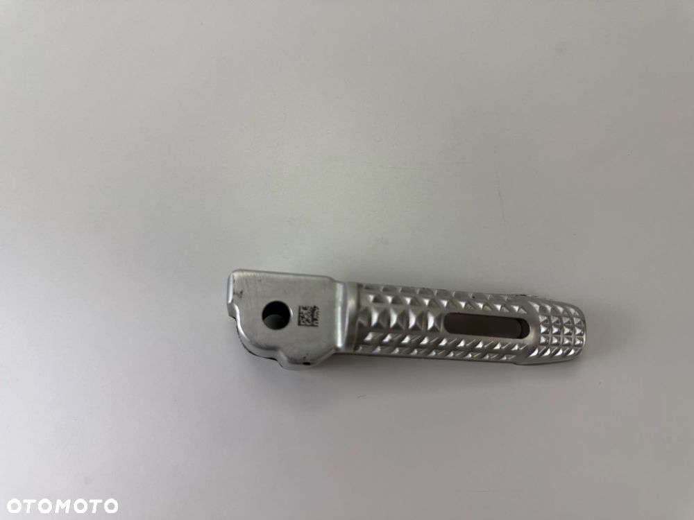 Podnóżek tylny prawy BMW S1000RR K67 2019+ - 2