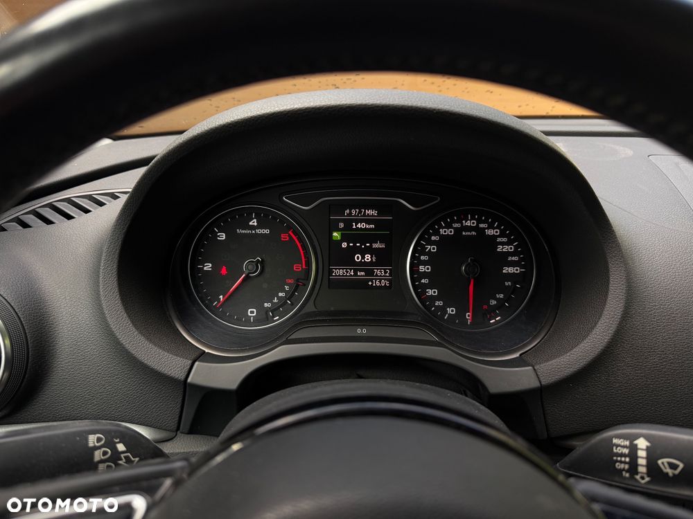 Audi A3 Sportback - 6