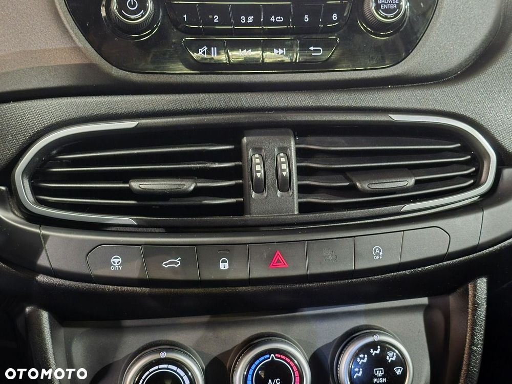 Fiat Tipo - 26