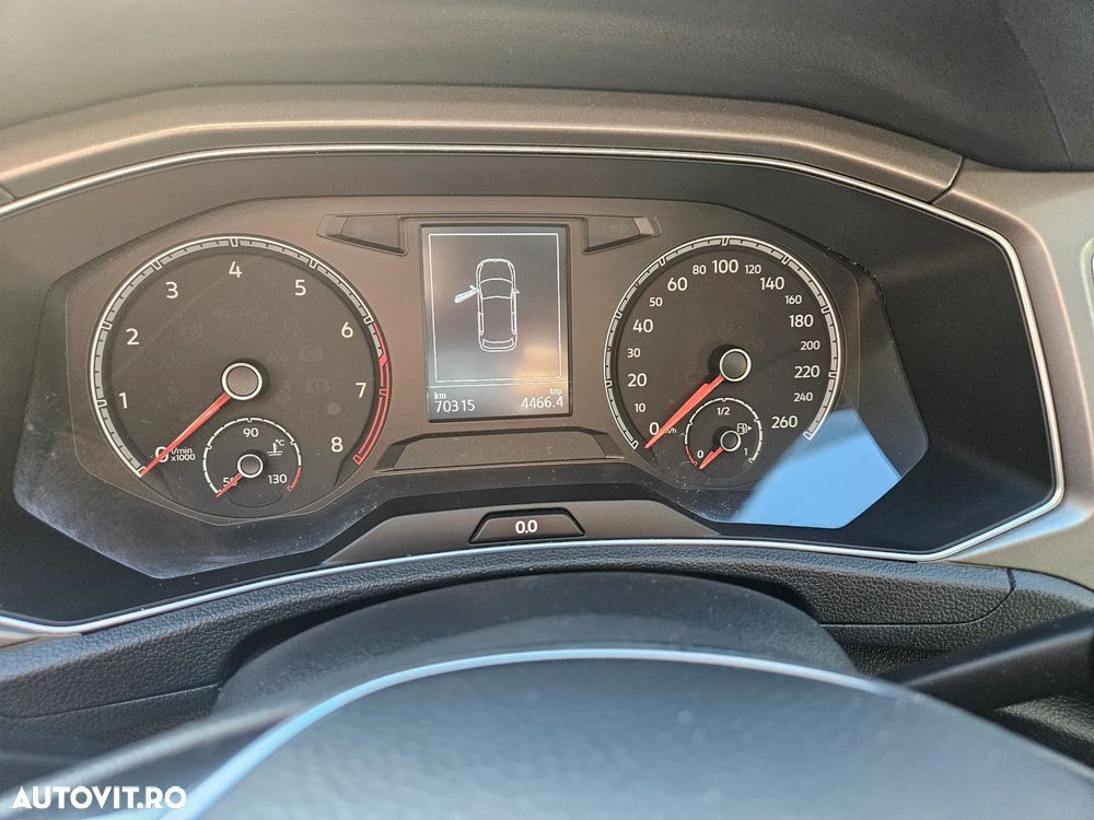 Volkswagen T-Roc 1.0 TSI Base - 3