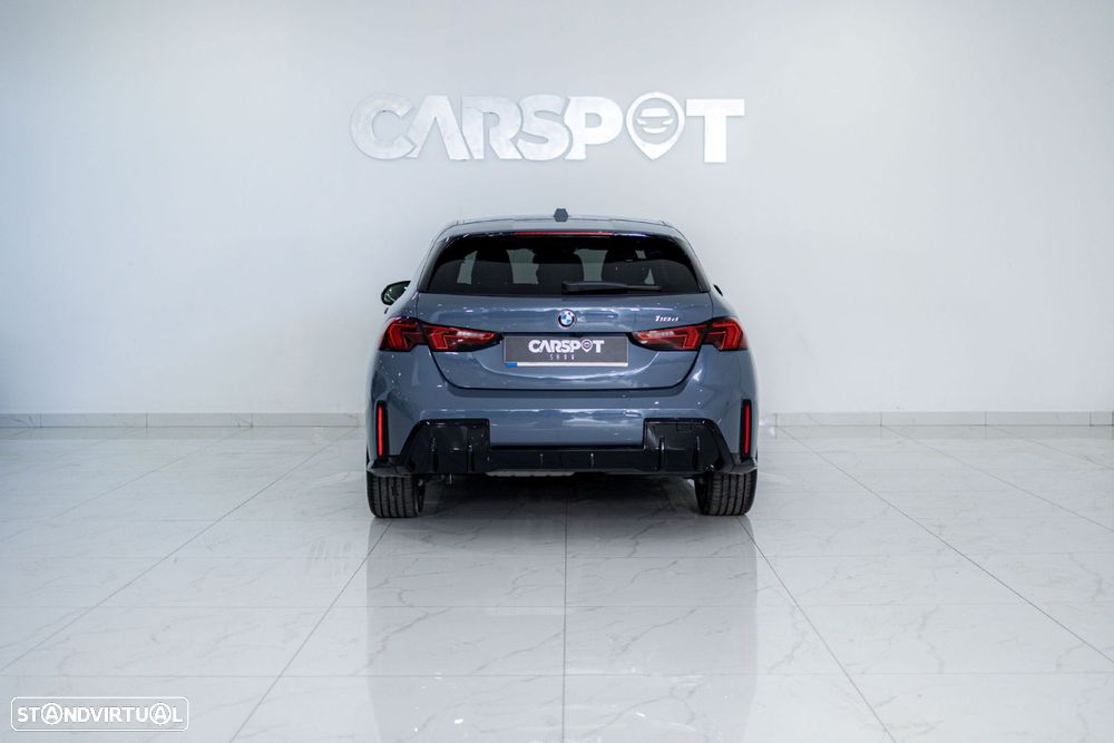 BMW 118 d Pack Desportivo M - 5