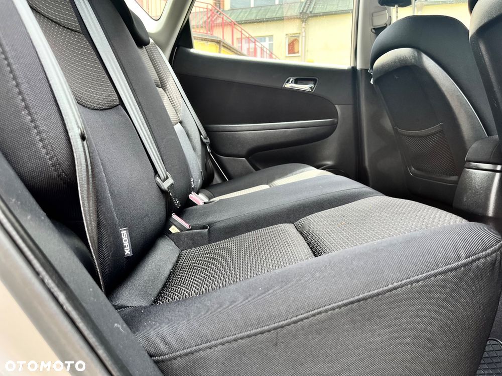 Hyundai i30 1.4 Team 08 - 14