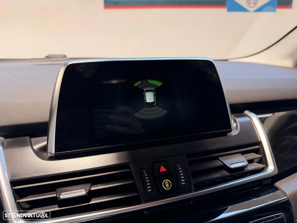BMW 216 Active Tourer d Line Sport Auto - 24