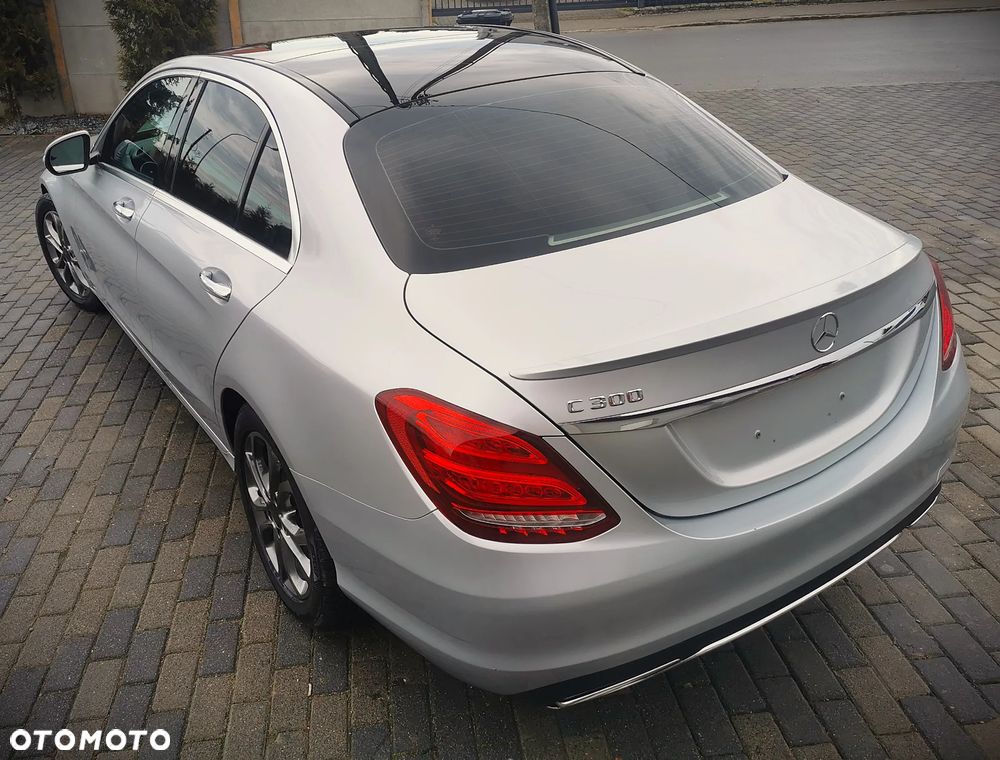 Mercedes-Benz Klasa C 300 7G-TRONIC - 5