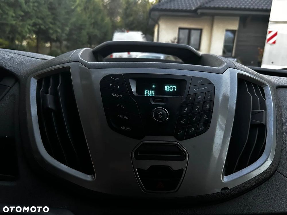 Ford Transit - 9