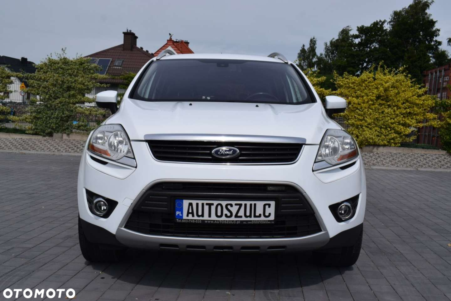 Ford Kuga - 4