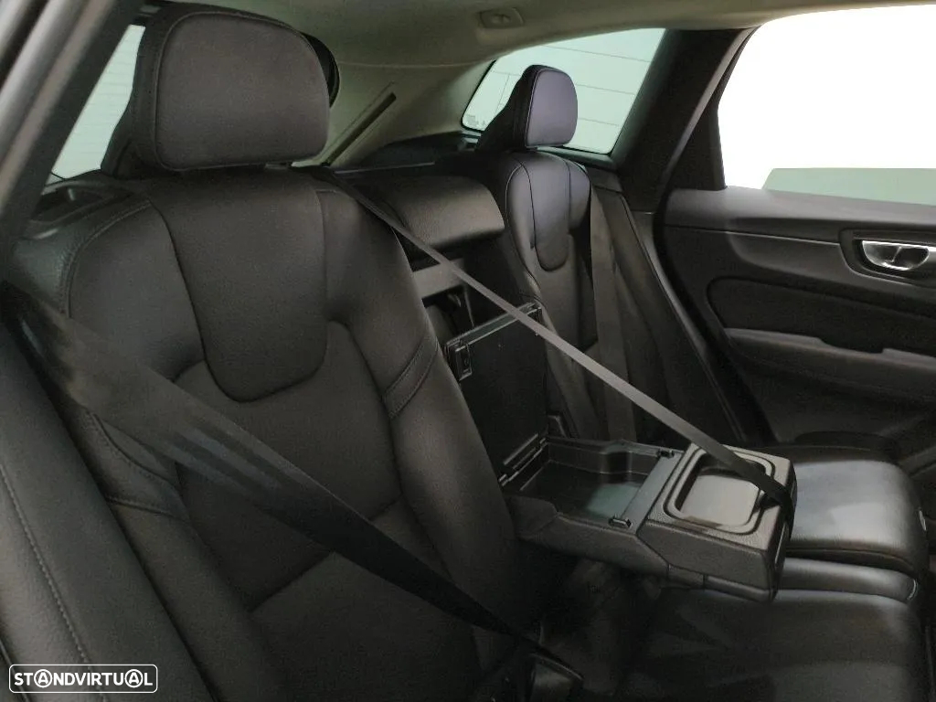 Volvo XC 60 2.0 D4 Inscription Geartronic - 9