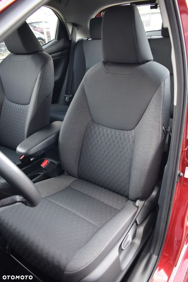Toyota Yaris - 13