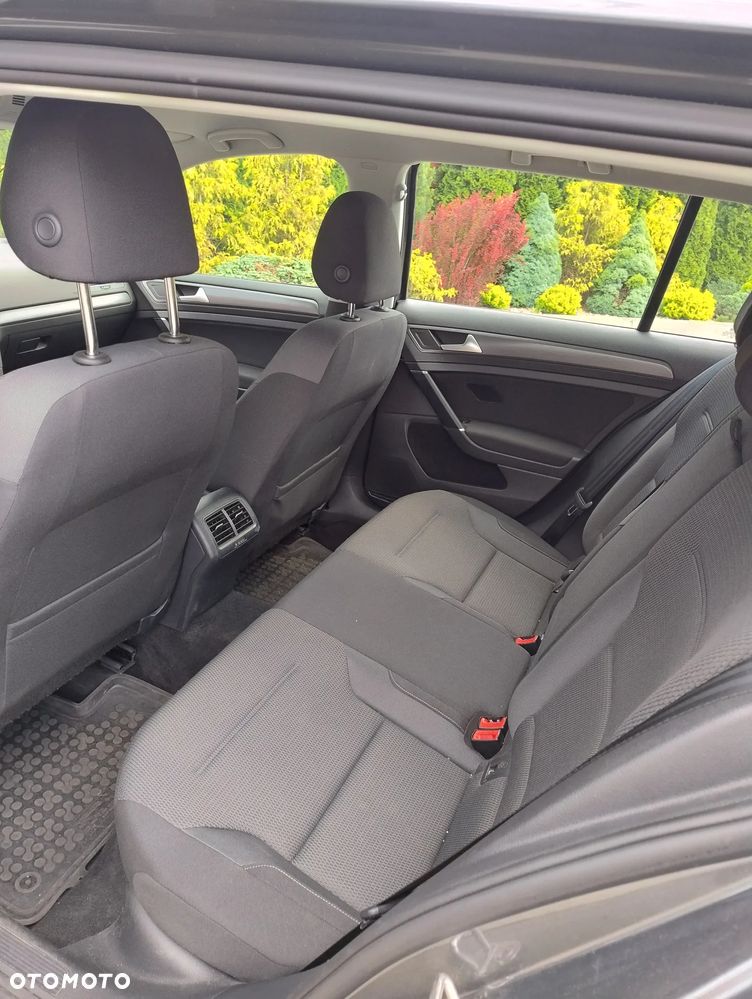 Volkswagen Golf 1.5 TSI BMT Evo Comfortline DSG - 17
