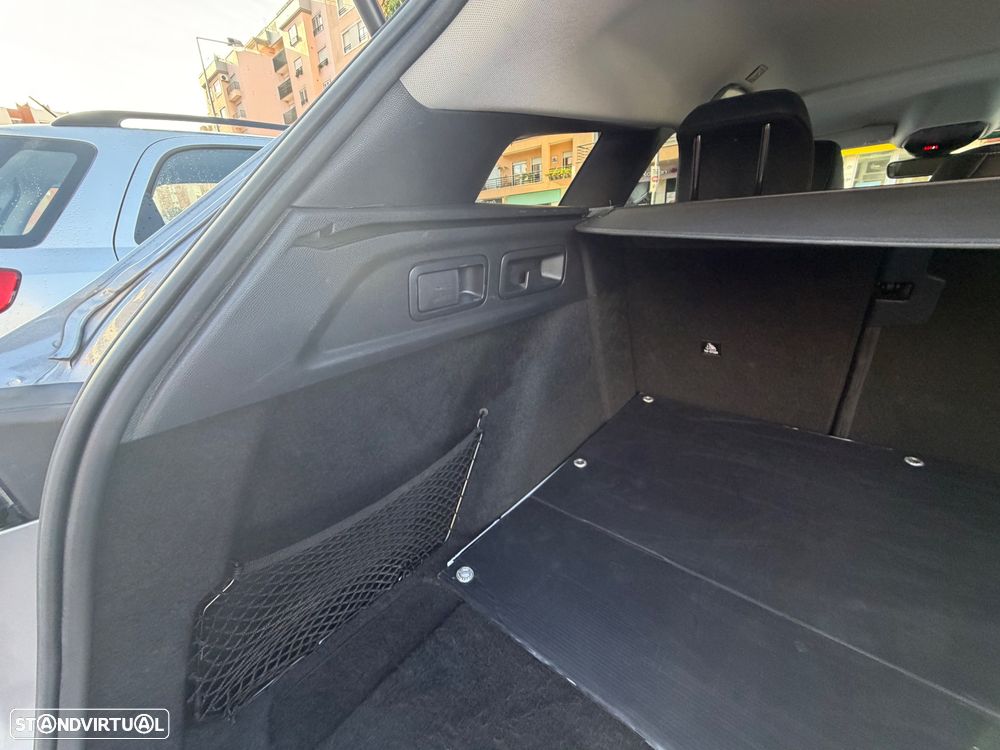 Peugeot 308 SW - 20