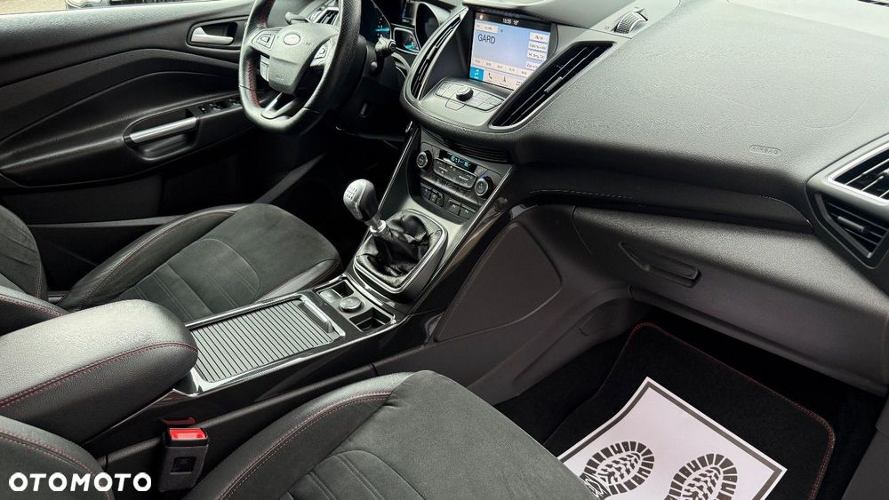 Ford Kuga - 19
