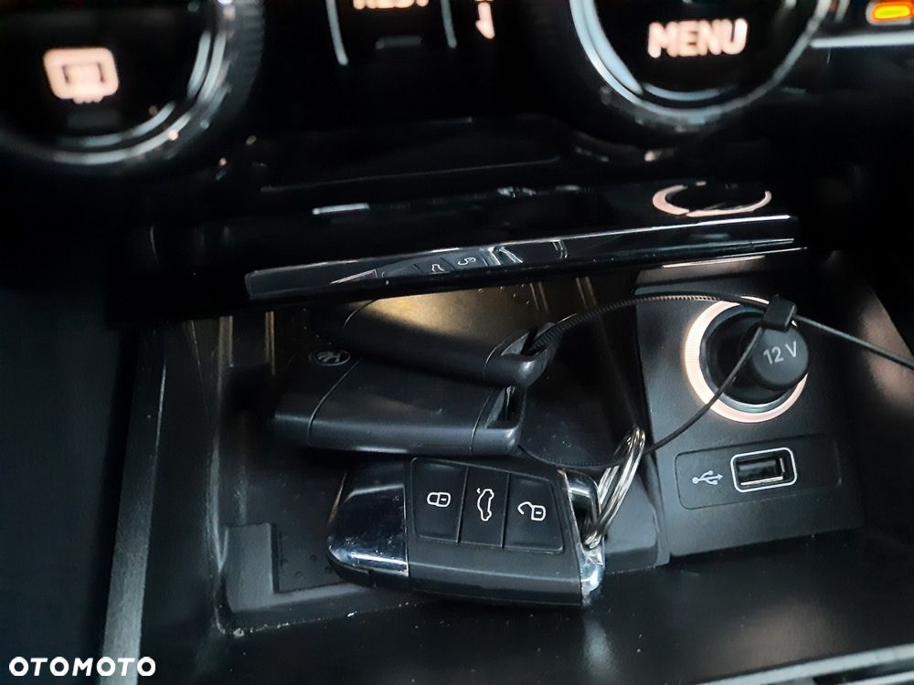 Skoda Superb 1.5 TSI L&K - 38