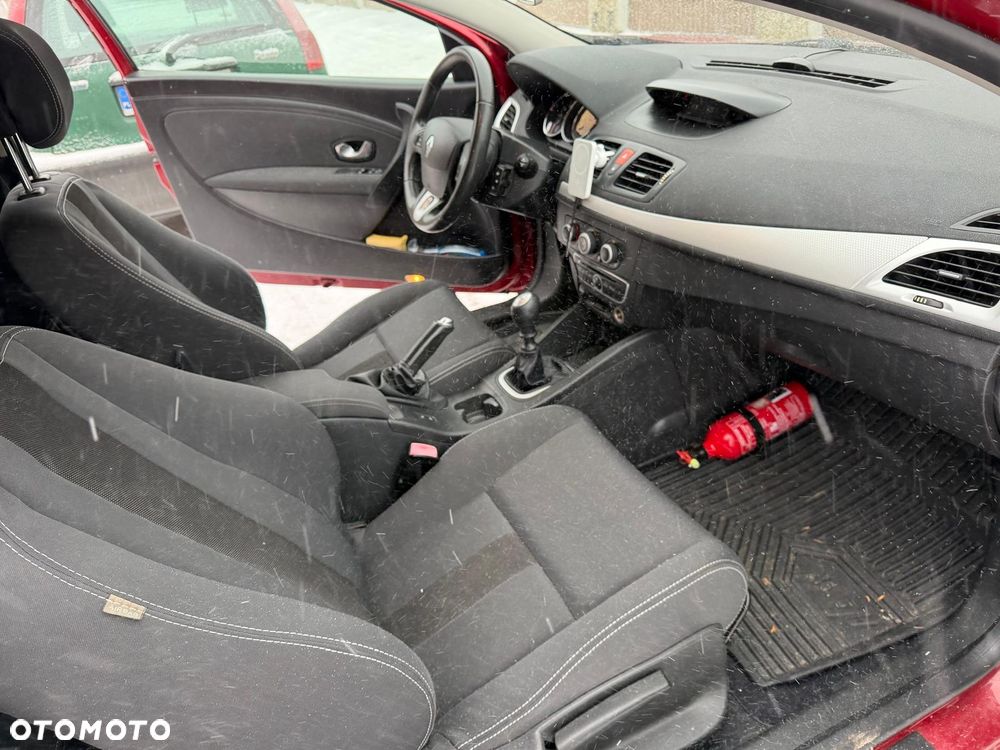 Renault Megane 1.6 16V Dynamique Euro5 - 19