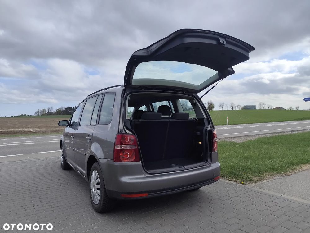 Volkswagen Touran 1.9 TDI Highline - 34
