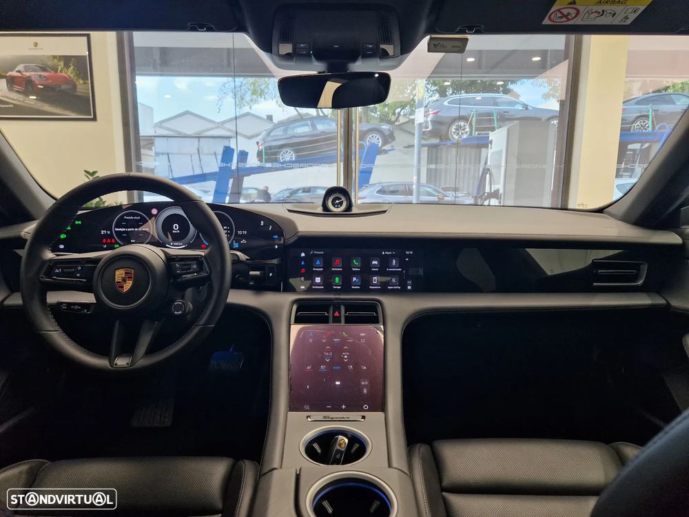 Porsche Taycan Standard - 26