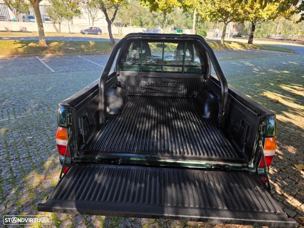 Mitsubishi L200 2.5 TD Club - 13