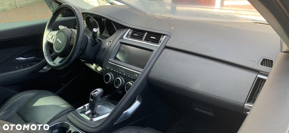 Jaguar E-Pace D180 AWD R-Dynamic HSE - 13
