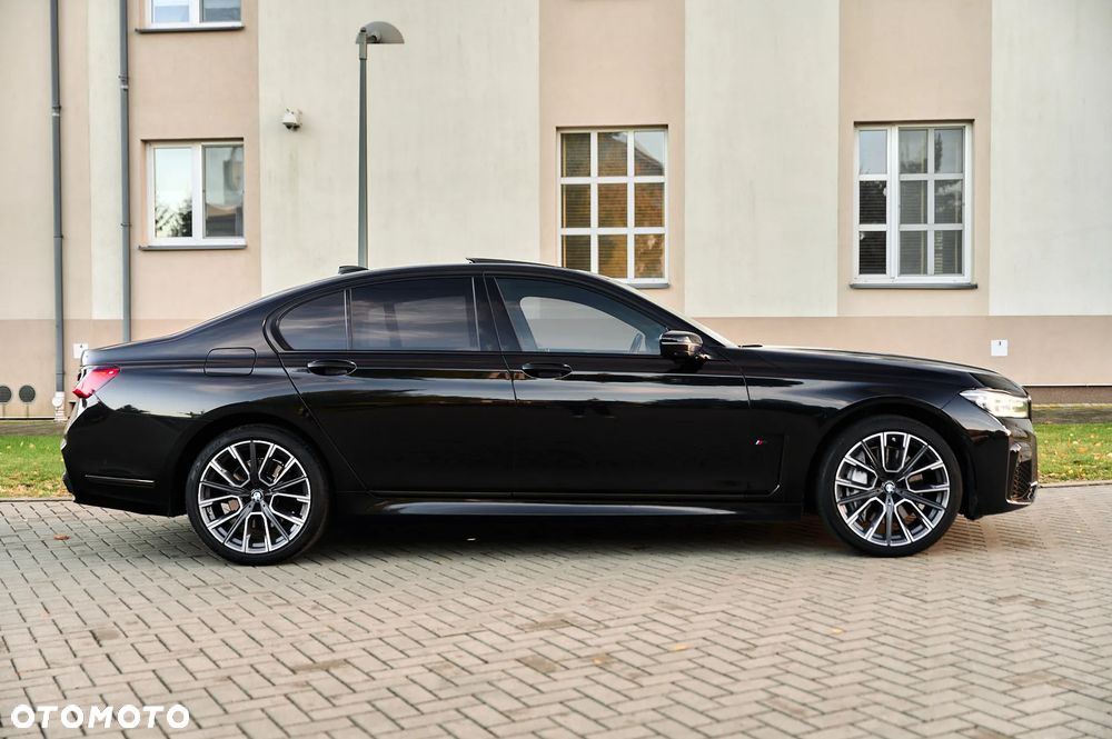 BMW Seria 7 740d xDrive mHEV sport - 14