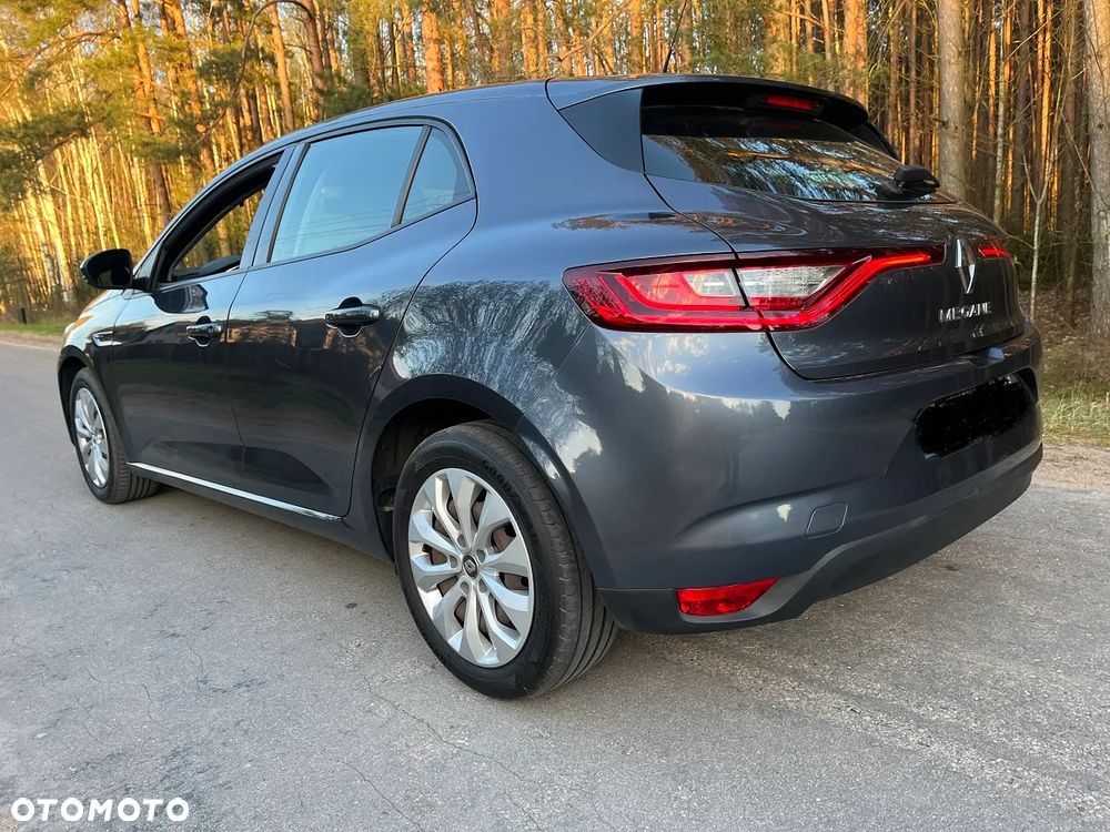 Renault Megane ENERGY TCe 100 LIFE - 3