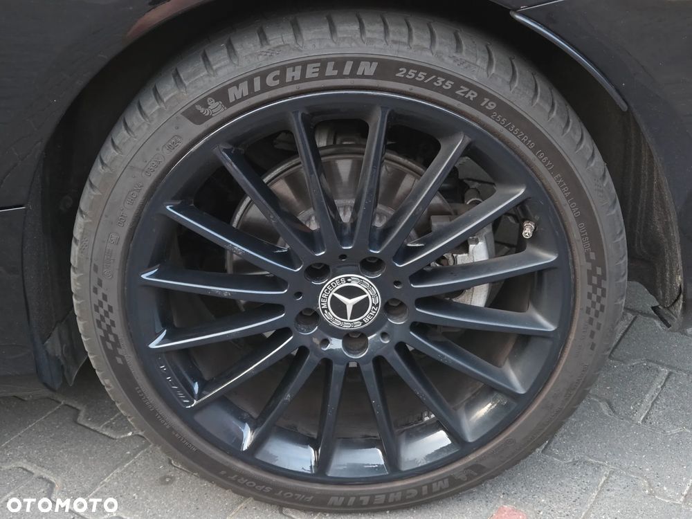Mercedes-Benz Klasa C 200 4-Matic 9G-Tronic - 35