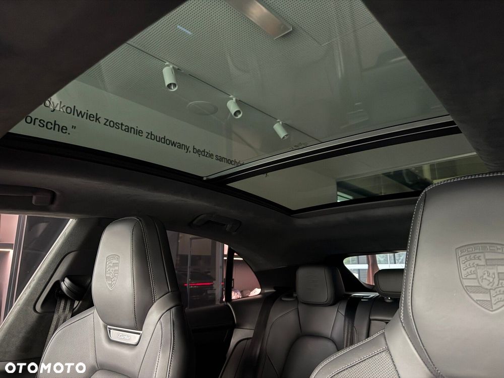 Porsche Macan - 15