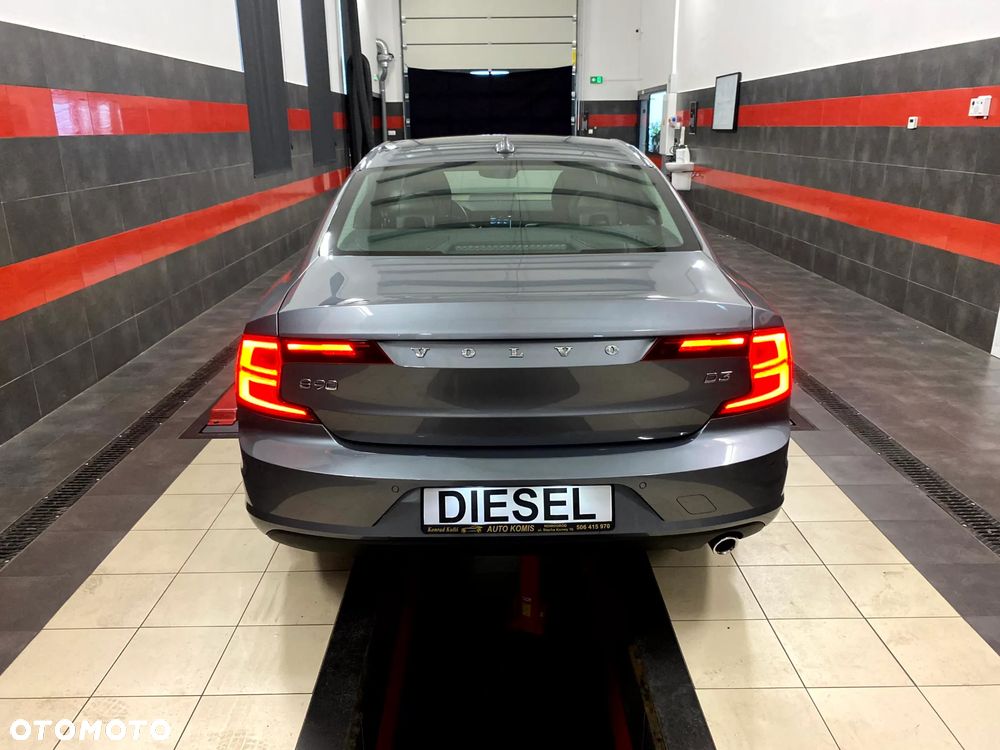 Volvo S90 D3 Momentum - 14