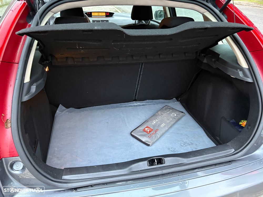 Citroën C4 1.6 HDi VTR Pack - 12