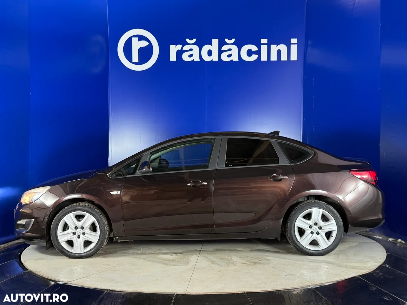 Opel Astra - 2